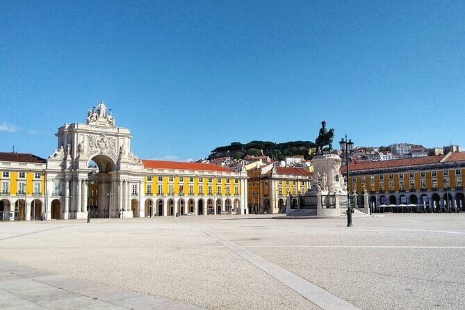 Lisbon Bike Tour: Downhill Downtown Lisbon to Belém - From Commerce Square Toward the River: Old Streets, New Perspective