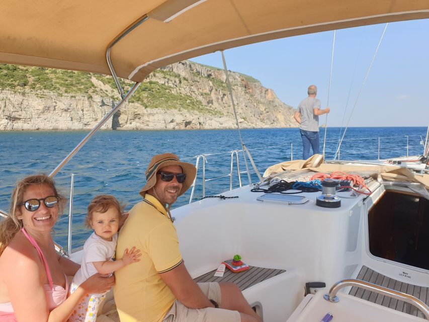 Lisbon: Champagne Sailing Tours - The Tagus River stretch: where the cruise feels like a break