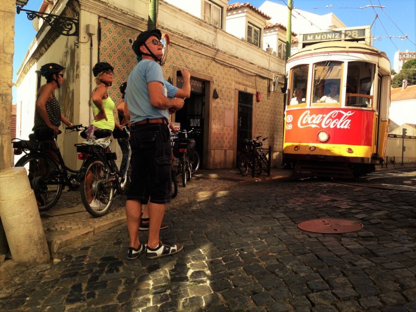 Lisbon: City Highlights and Viewpoints E-Bike Tour - Eduardo VII, Pombal, and Avenida da Liberdade: big views on a grander scale