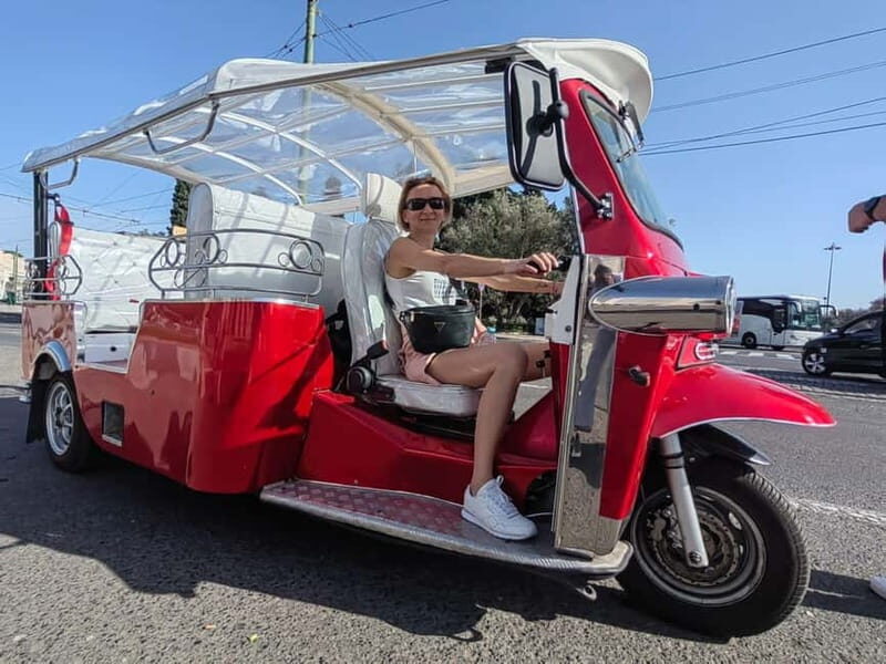 Lisbon: City Highlights Tuk-Tuk Tour with Pickup - Why this tuk-tuk route works in 100 minutes