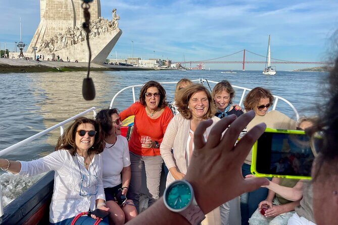 Lisbon Daytime & Sunset Tradicional Boat Tour Sightseeing Cruise - The Monument to the Discoveries: Portugal’s Big Story on a Single Platform