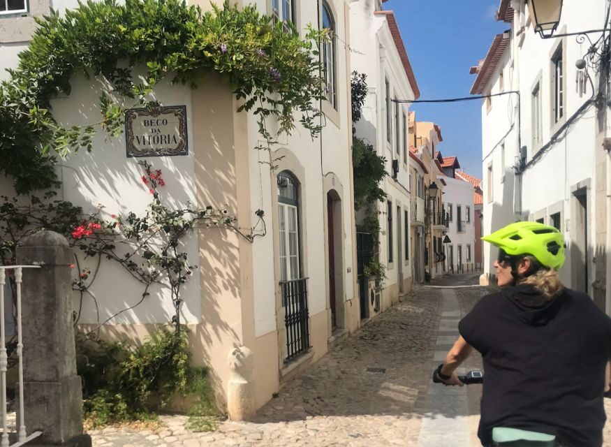 Lisbon: E-bike Trip from the Sintra Mountains to Cascais Sea - Sintra to Cascais by e-bike: the route that saves your legs