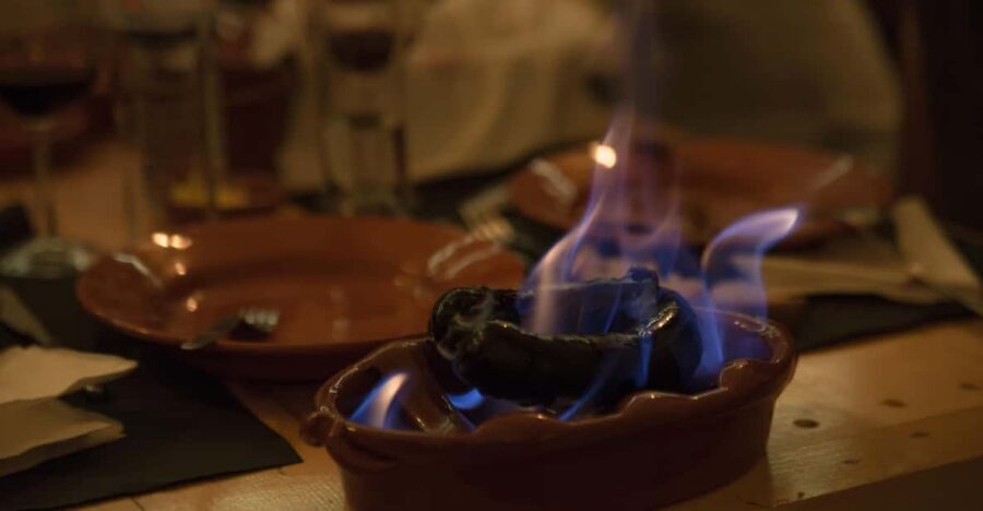 Lisbon: Fado Night with Dinner with Live Performance - The 3-Hour Flow: Dinner That Doesn’t Interrupt the Show