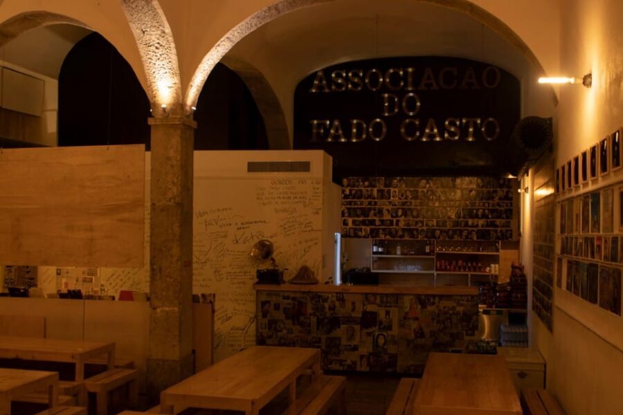 Lisbon: Fado Night with Dinner with Live Performance - The Food: Portuguese Tapas-Style That Keeps Coming