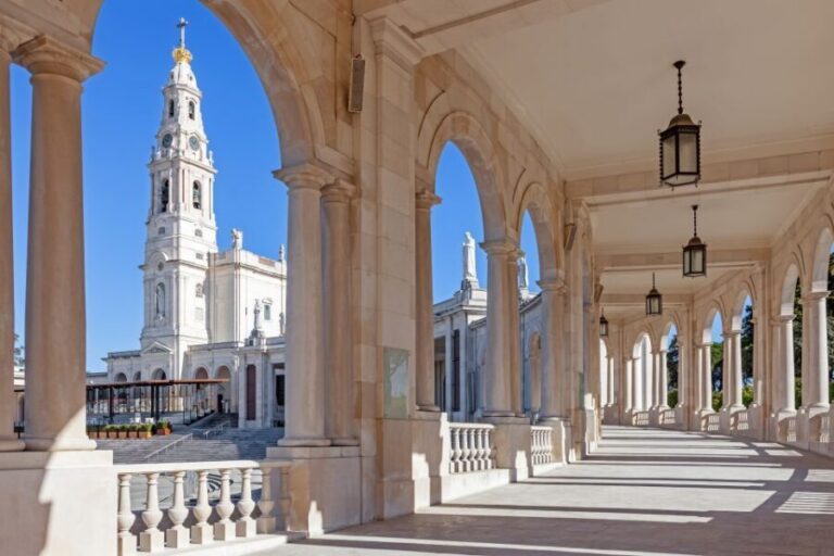 Lisbon: Fatima, Batalha, Nazare and Obidos Tour Hotel Pickup - Lisbon Hotel Pickup: Start Organized, Not Tired