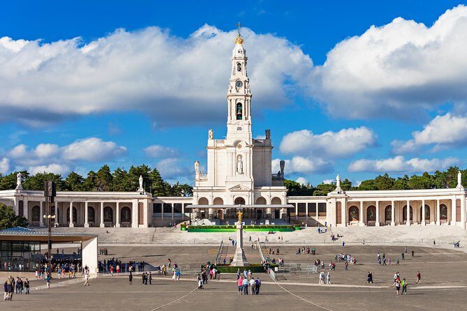 Lisbon: Fátima & The Shepherds Children Home Self-Guided Tour - Self-guided in Fátima: how the phone guide actually helps