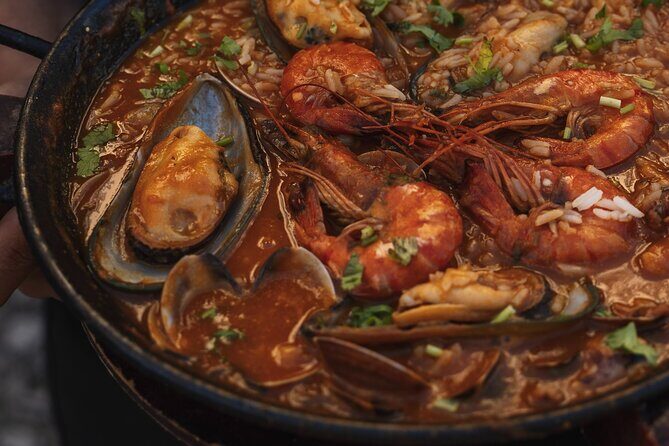 Lisbon Flavours: Baixa Guided Food Tour with Portuguese Wine - Food Fit: Vegetarian Options, Alcohol-Free Picks, and What to Double-Check