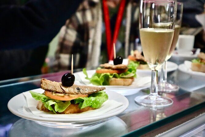 Lisbon Food Tour with 10+ Tastings of Local Delicacies & Wines - Meeting at Praça dos Restauradores and What the Pace Actually Means