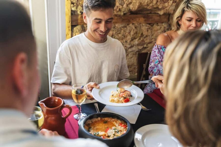 Lisbon: Food Tour with Local Tastings and Drinks - Drinks you’ll remember: ginjinha and green wine (plus a no-alcohol path)