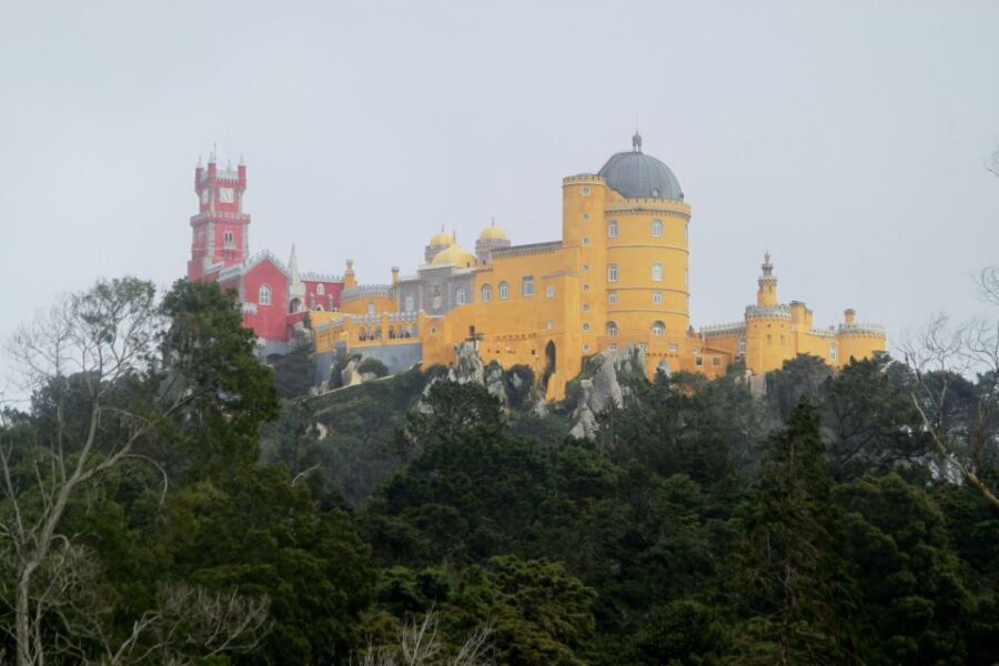 Lisbon: Full-Day Sintra and Cascais Tour - A perfect 8-hour route from Lisbon to Sintra, Cabo da Roca, and Cascais
