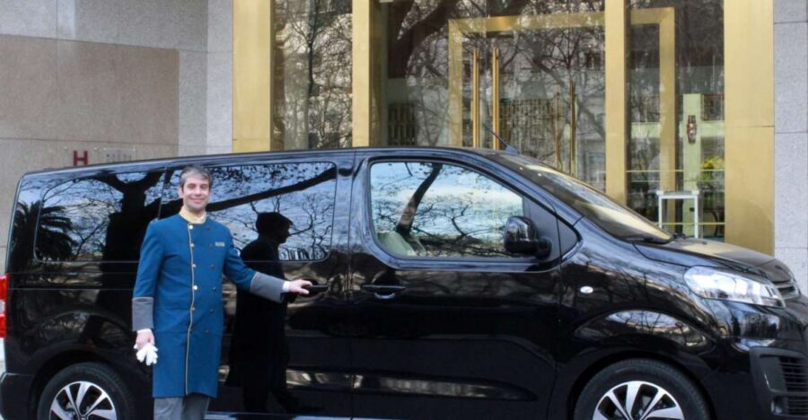 Lisbon: Full-Day Sintra and Cascais Tour - Getting picked up in Lisbon: the 9-seater van start that saves time