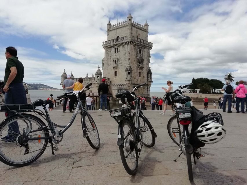 Lisbon: Guided E-Bike Tour to Belém - Palácio Nacional de Belém to Jerónimos Monastery: where the story starts sticking