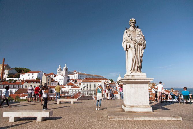 Lisbon Highlights - Private Tour with Van and Local Guide - Viewpoints First: Senhora do Monte and São Pedro de Alcântara