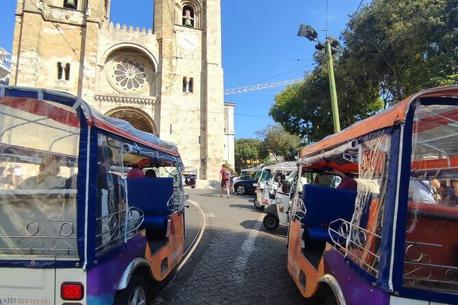 Lisbon Highlights: Private Tuk Tuk Tour Adventure Sightseeing - Price and tour length: how to pick the best fit