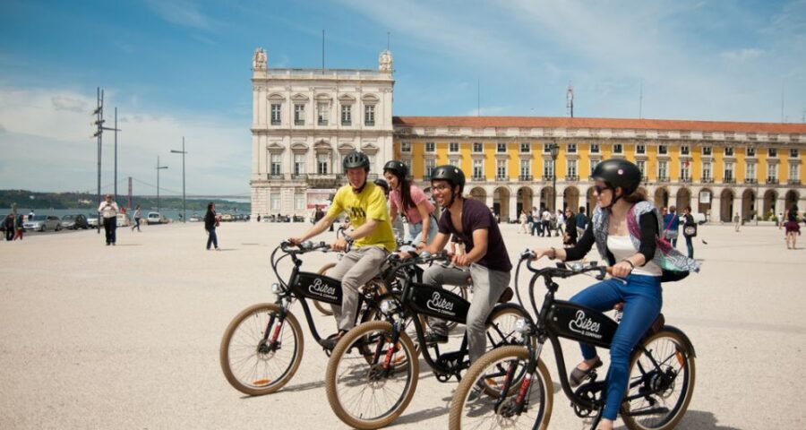 Lisbon: Hills, Alfama, and Mouraria Tour by Electric Bike - Graça to Miradouro da Senhora do Monte: The Viewpoint Section You’ll Remember