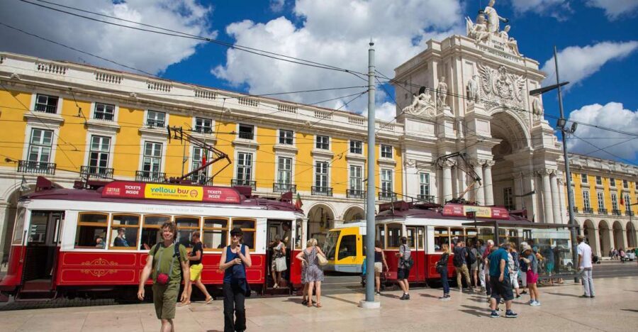 Lisbon: Hills Red Tram Tour by Tram 28 Route 24-Hour Ticket - Why this Red Tram route feels smarter than the real Tram 28