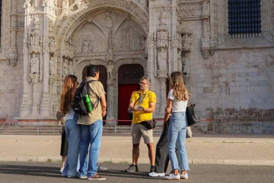 Lisbon: Historical Walking Tour with Jeronimos Monastery - Key tour highlights to know