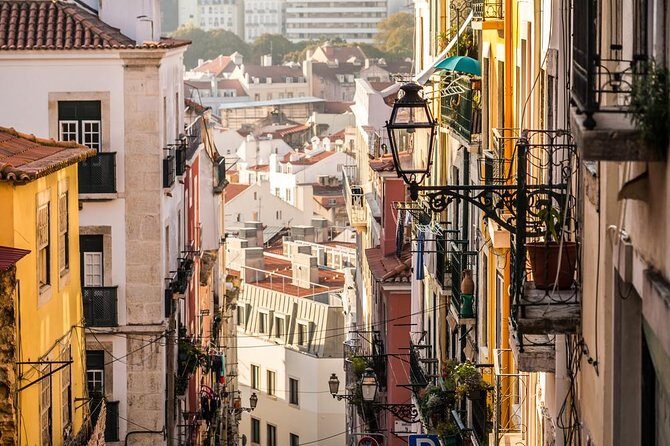 Lisbon Hop-On Hop-Off Tour: 48-Hour in Belém & Modern Lisbon - Lisbon squares on the route: Rossio, Restauradores, and why they matter