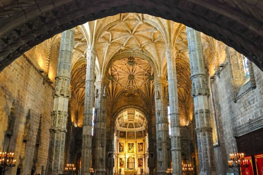 Lisbon: Jerónimos Monastery Entrance Ticket - The Waiting Game: Lines, Entrance Queues, and Heat Tactics