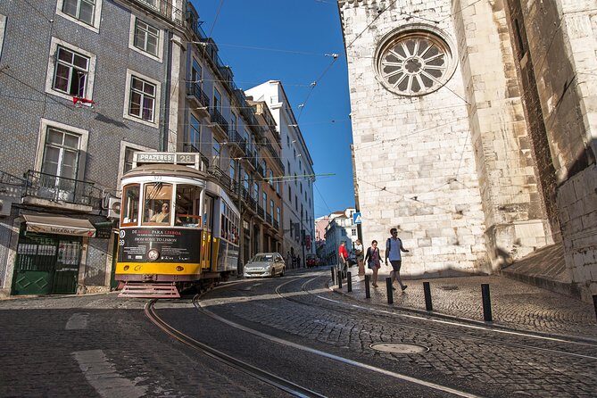 Lisbon Jewish Heritage and History - Private Tour Van - Money Museum walls, medieval clues, and the “smallest quarter” walk