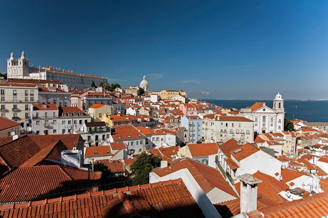 Lisbon Jewish Heritage and History - Private Tour Van - Alfama’s UNESCO streets and the visible traces of Jewish presence