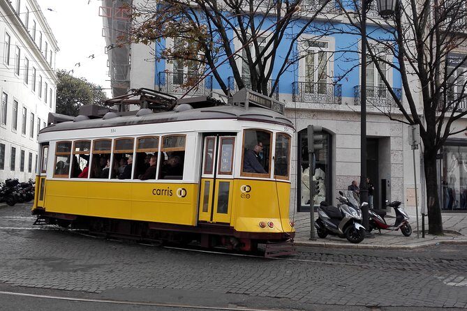 Lisbon Layover - Airport Pickup That Helps You Start Relaxed