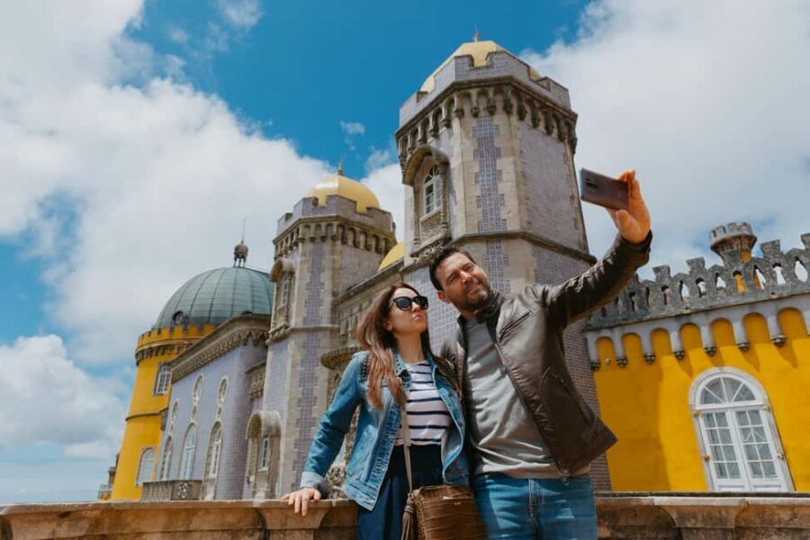 Lisbon: MiniBus Sintra, Pena, Regaleira, Cap Roca Tour - Sintra lunch time: what you can do in one hour