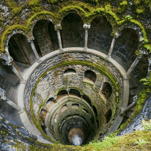 Lisbon: MiniBus Sintra, Pena, Regaleira, Cap Roca Tour - Minibus comfort and how to judge the ride reality