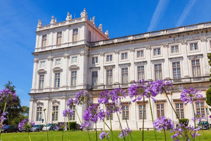 Lisbon: National Palace of Ajuda E-Ticket & City Audio Guide - Getting there with less stress: buses, train, and easy parking