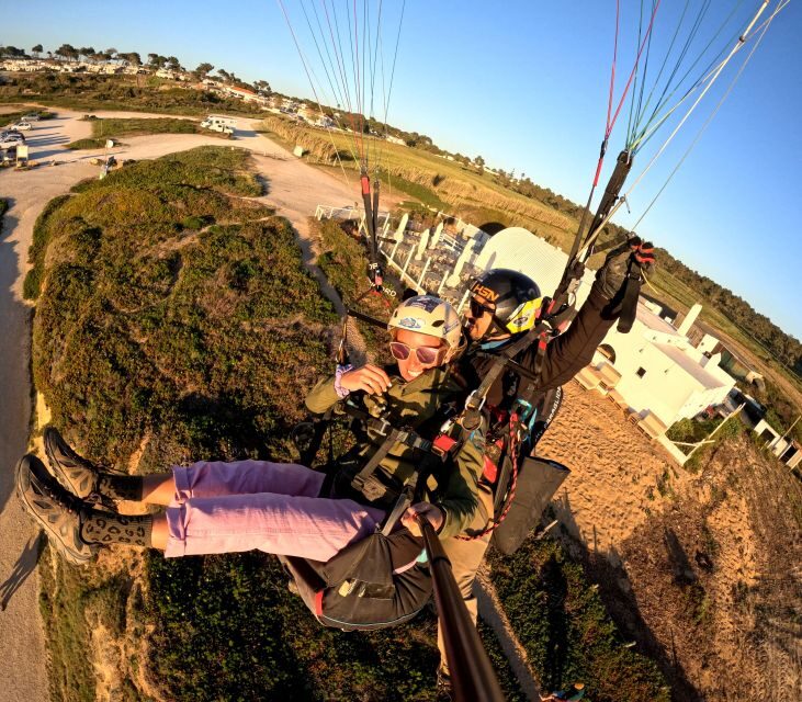 Lisbon: Paragliding Tandem Flight - Your flight timeline: briefing, launch, thermals, and landing