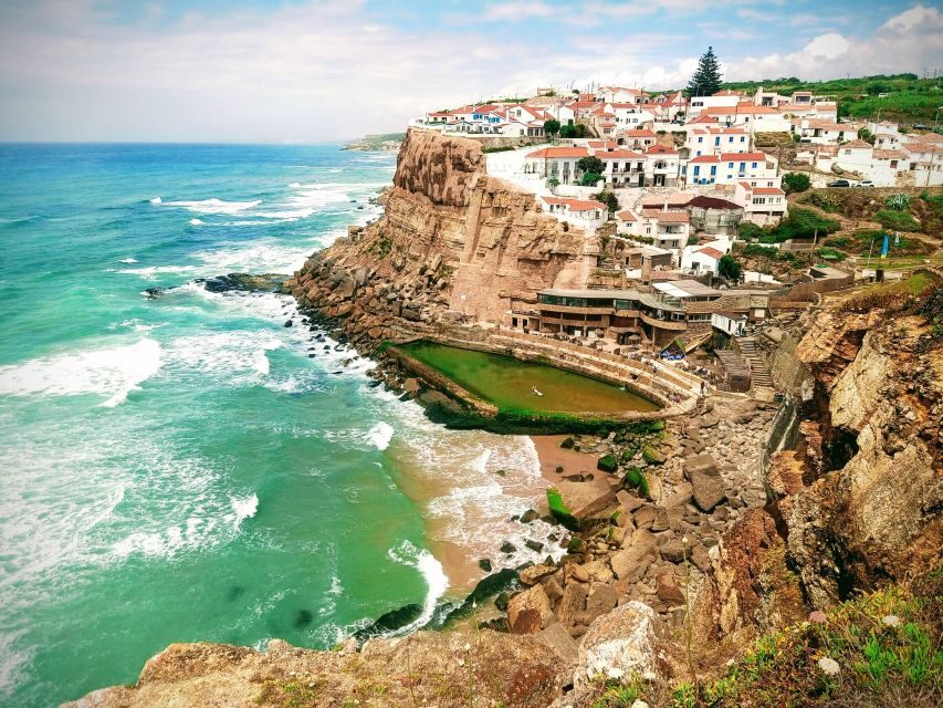 Lisbon: Pena, Regaleira & Atlantic Coast Tour with a Local - Pena Palace: colorful viewpoints and royal stories with a plan