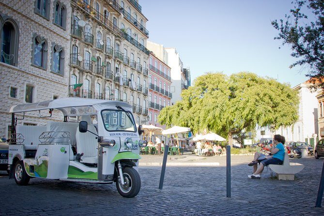Lisbon Private 5-Hour Eco Tuk-Tuk Tour with Local Tastings - Who this tour suits best (and who might be happier walking)