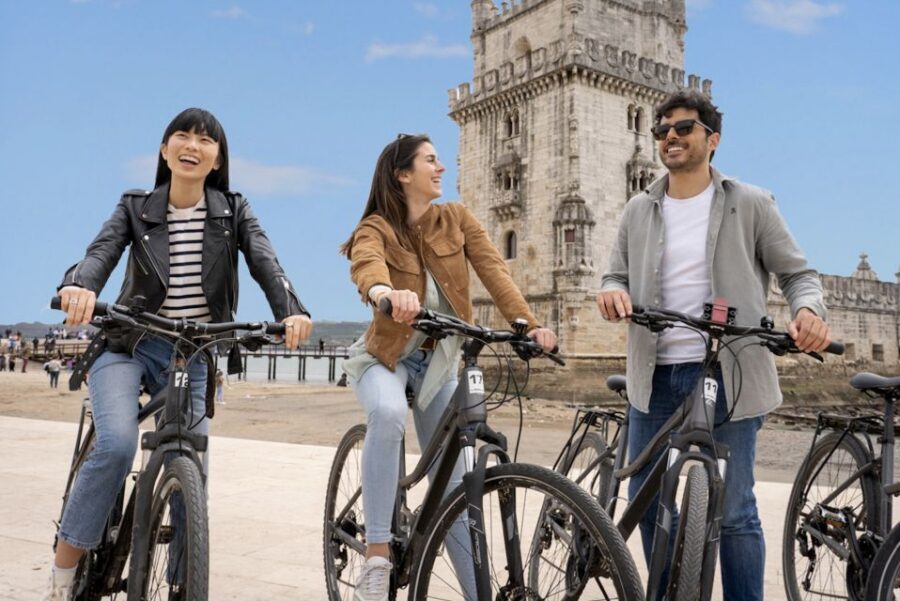 Lisbon: Private Boat Trip, Guided Walking Tour, Bike & Tram - The yellow tram reality check (and how to enjoy the plan anyway)