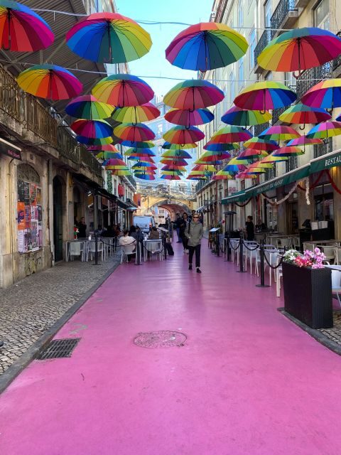 Lisbon: Private City Sightseeing Tour by Tuk-Tuk - Graça and the hilltop views: Senhora do Monte without the grind