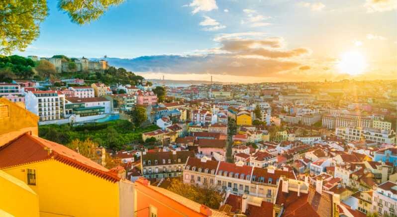 Lisbon: Private City Tour by Tuk-Tuk - Graça and Senhora do Monte: high Lisbon without the full uphill slog