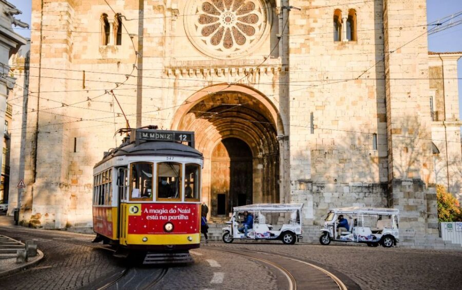 Lisbon: Private Historic Tour by Eco Tuk Tuk - Bairro Alto and Baixa de Lisboa: a fast tour through Lisbon’s rhythm
