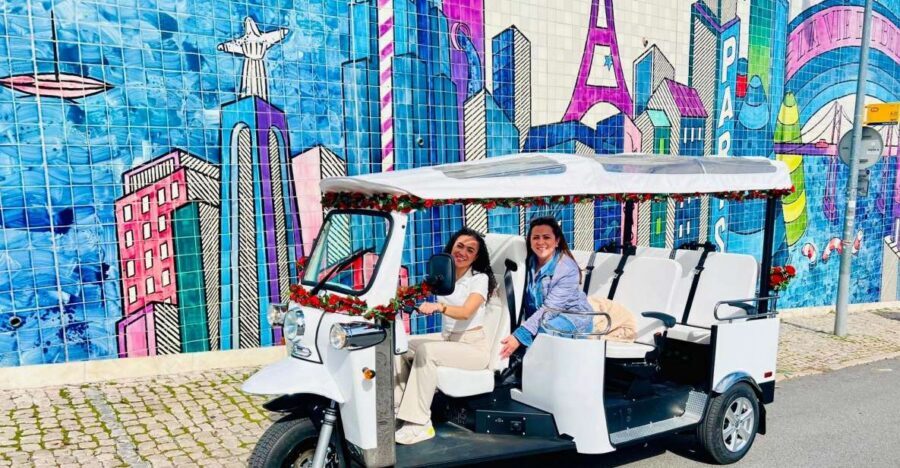 Lisbon: Private Sightseeing Tour by Tuk-Tuk - Price and how to judge the value for $38