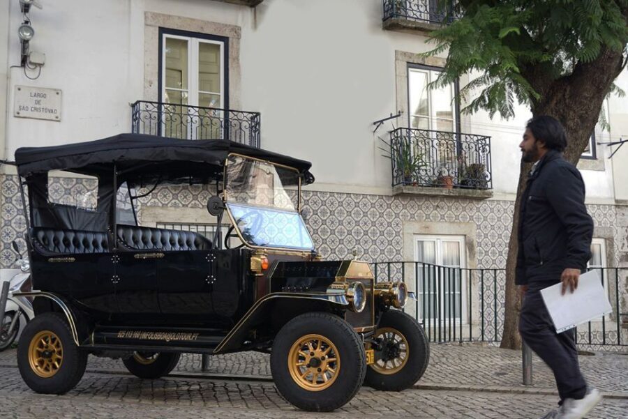 Lisbon: Private Sightseeing Tour in a Vintage Tuk Tuk - Alfama and Mouraria: Cathedral-area Lisbon in tight, story-rich lanes