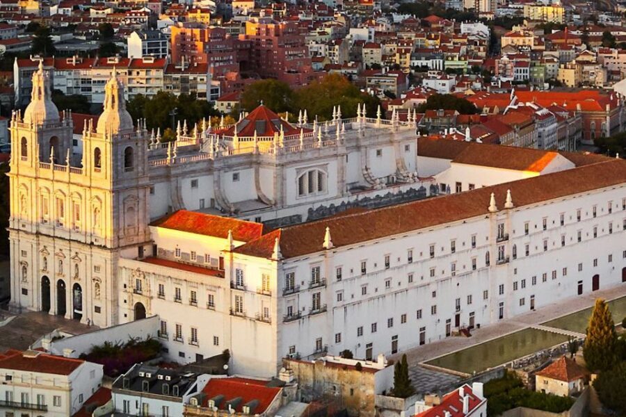 Lisbon: Private Sightseeing Tour in a Vintage Tuk Tuk - Viewpoints you’ll actually use: Portas do Sol to Nossa Senhora do Monte