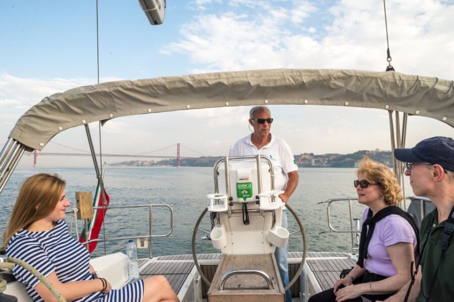Lisbon: Private Sunset Cruise on the Tagus River with Drink - Drinks and those small touches that make it feel cared-for