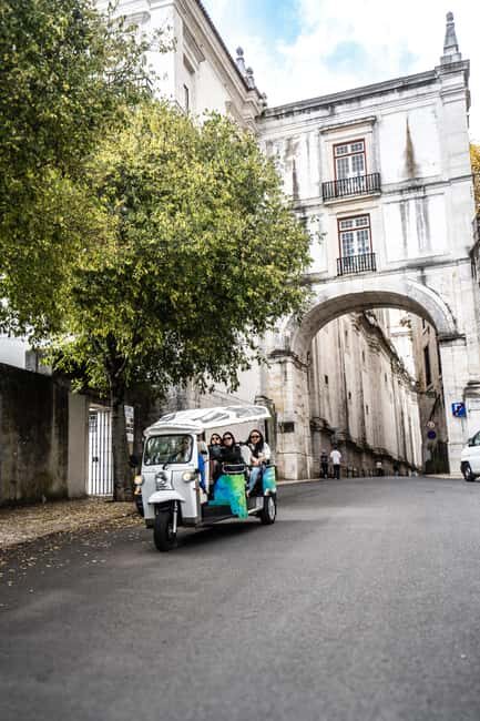 Lisbon: Private Tuk Tuk Tour with Optional Boat Cruise - The Real Difference Between Express, Classic, and Premium
