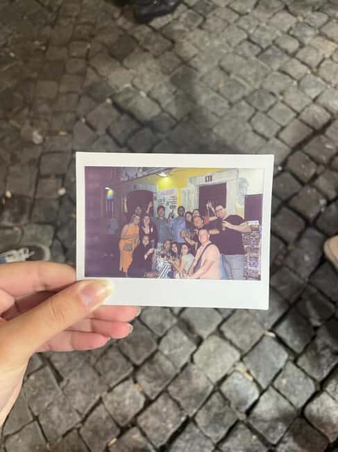 Lisbon: Pub Crawl with Open Bar and VIP Club Entry - FAQ
