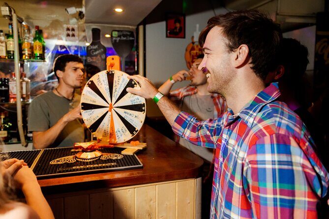 Lisbon: Pub Crawl with Open Bar, Shots & VIP Club Entry - The guide experience: why names like Phelipe and Gabriel matter