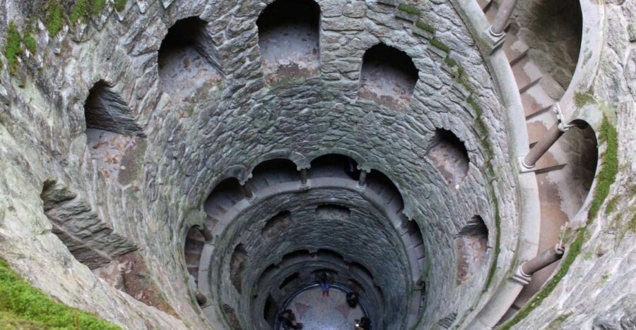 Lisbon: Regaleira, Sintra, Cape Rock & Cascais Day Trip - Quinta da Regaleira: the gardens, the myths, and the Initiation Well