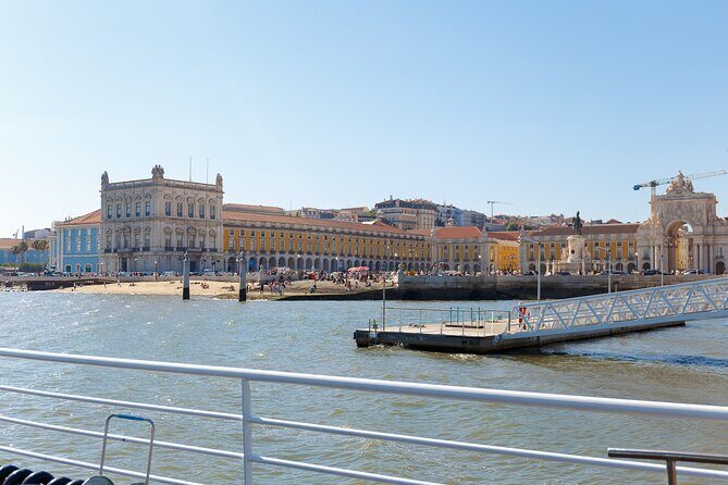 Lisbon River Boat Sightseeing Tour with a Drink - Why This Lisbon Tagus Cruise Works for First-Timers