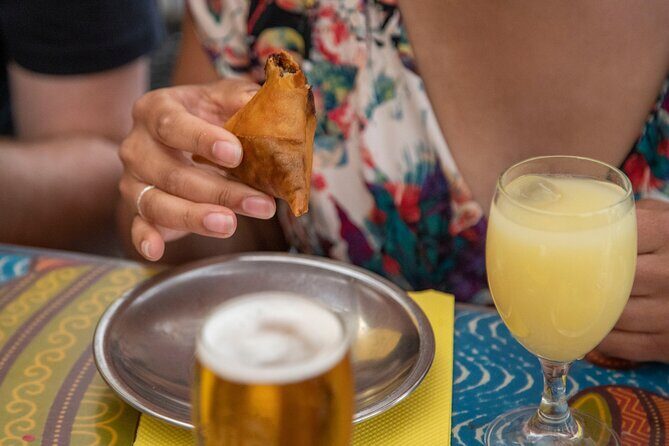 Lisbon Roots - Small group Food & Culture Walking Tour w/tastings - What You Actually Eat and Drink: 12 Tastings, 5 Drinks, Coffee Too