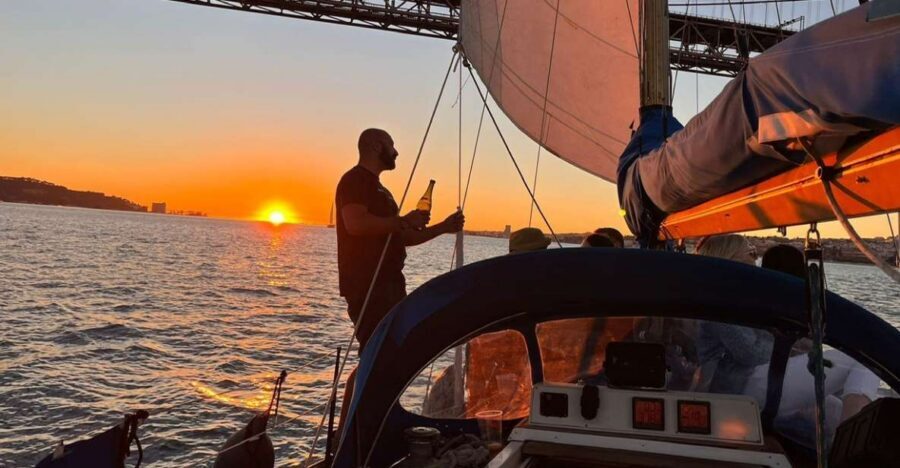 Lisbon: Sailboat Sunset Tour with a Drink - The 2-hour route: what each stop is really for