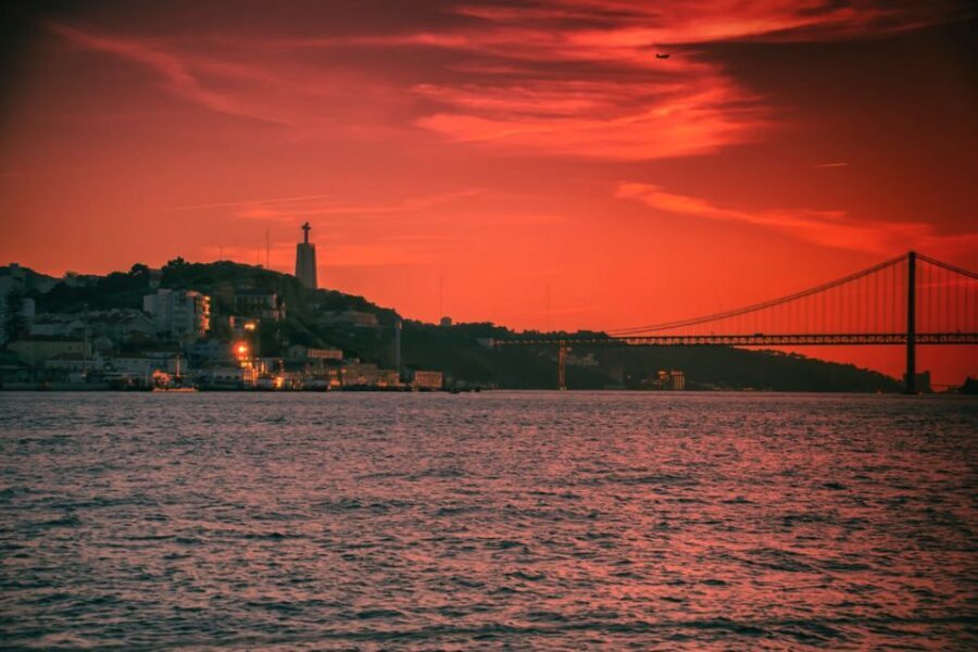 Lisbon: Sailboat Tour w/ Local Guide and Open Bar Green Wine - Key things to know before you go