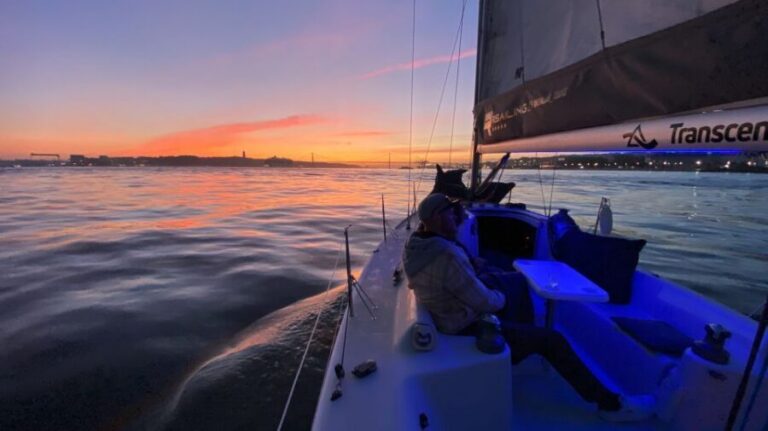 Lisbon: Sailboat Tour w/ Local Guide and Open Bar Green Wine - The open bar of Vinho Verde: included fun, with safety boundaries
