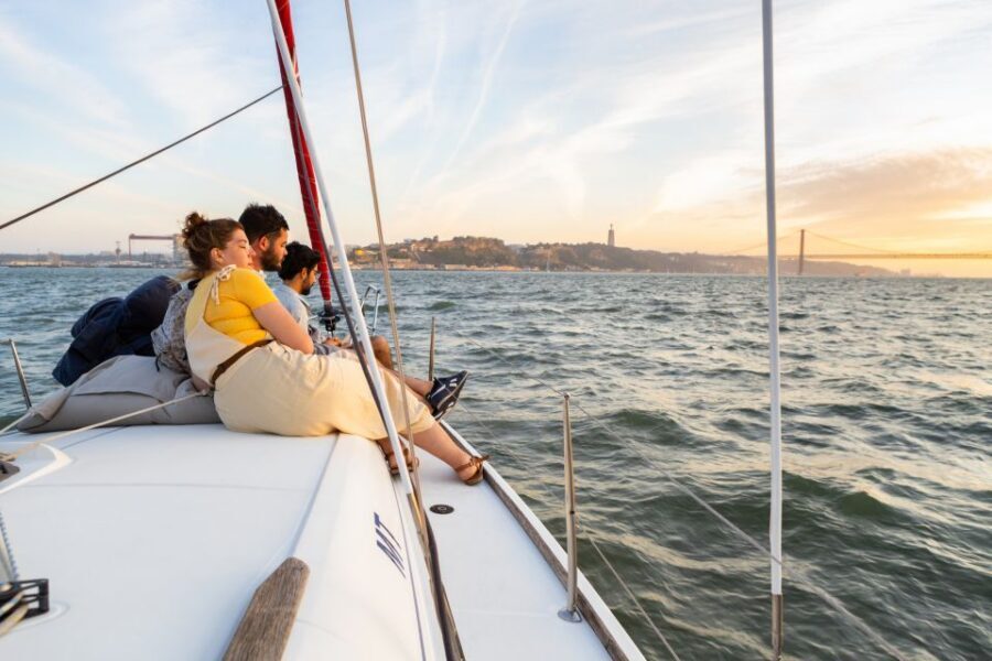 Lisbon: Sailing Tour on the Tagus River - Sunset option: when the timing is worth it